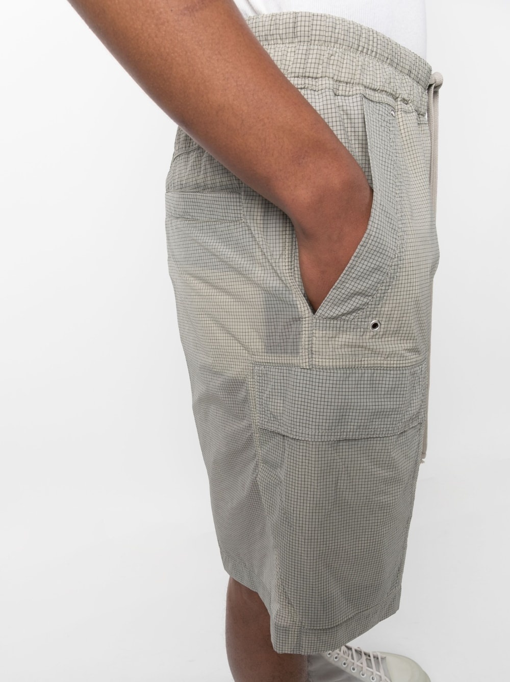check-print drawstring shorts - 5
