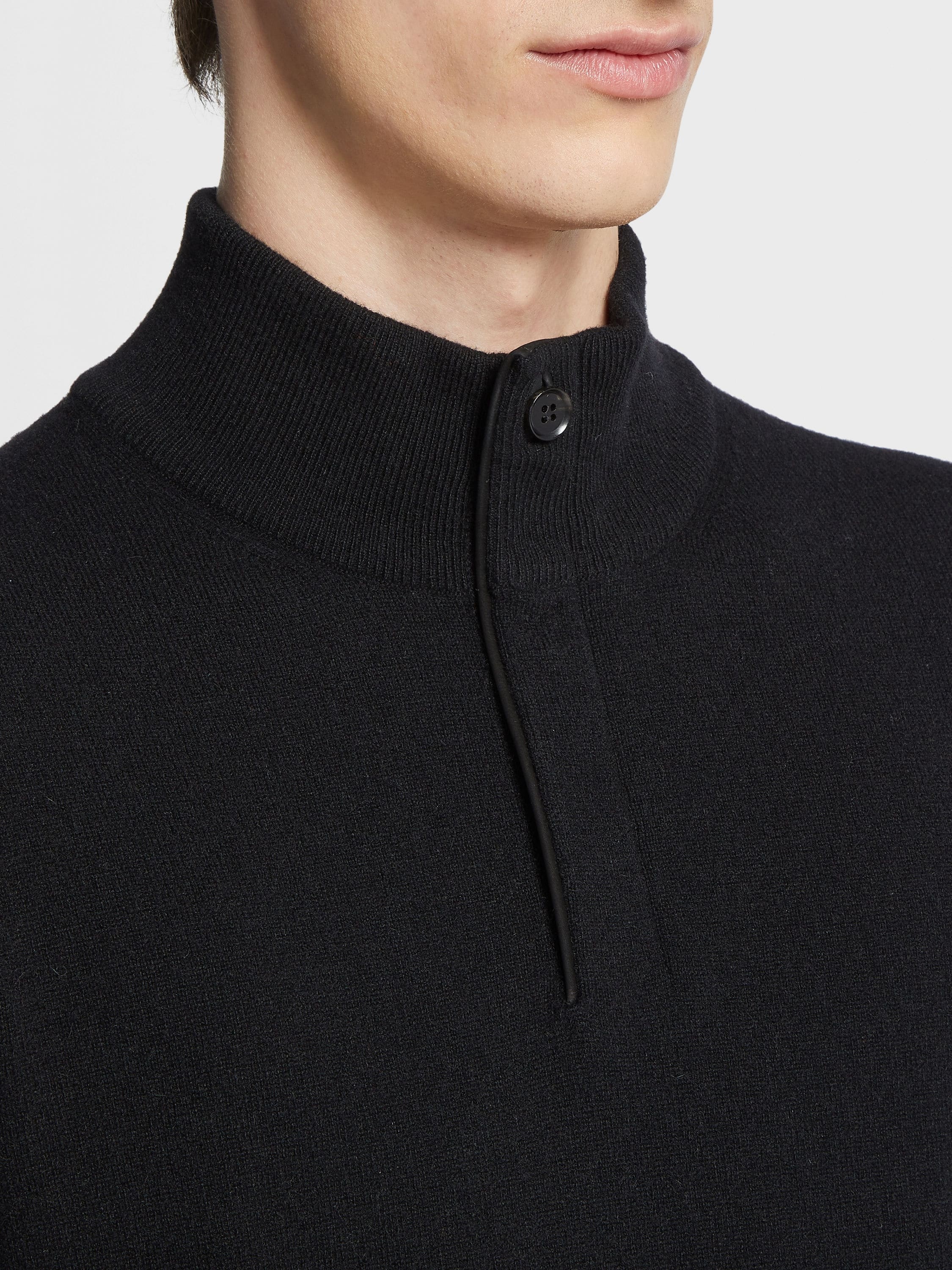 BLACK OASI CASHMERE ZIP MOCK NECK SWEATER - 4