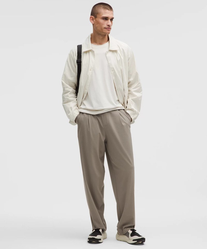 Men's Daydrift Relaxed-Fit Pleated Trouser *Shorter 1