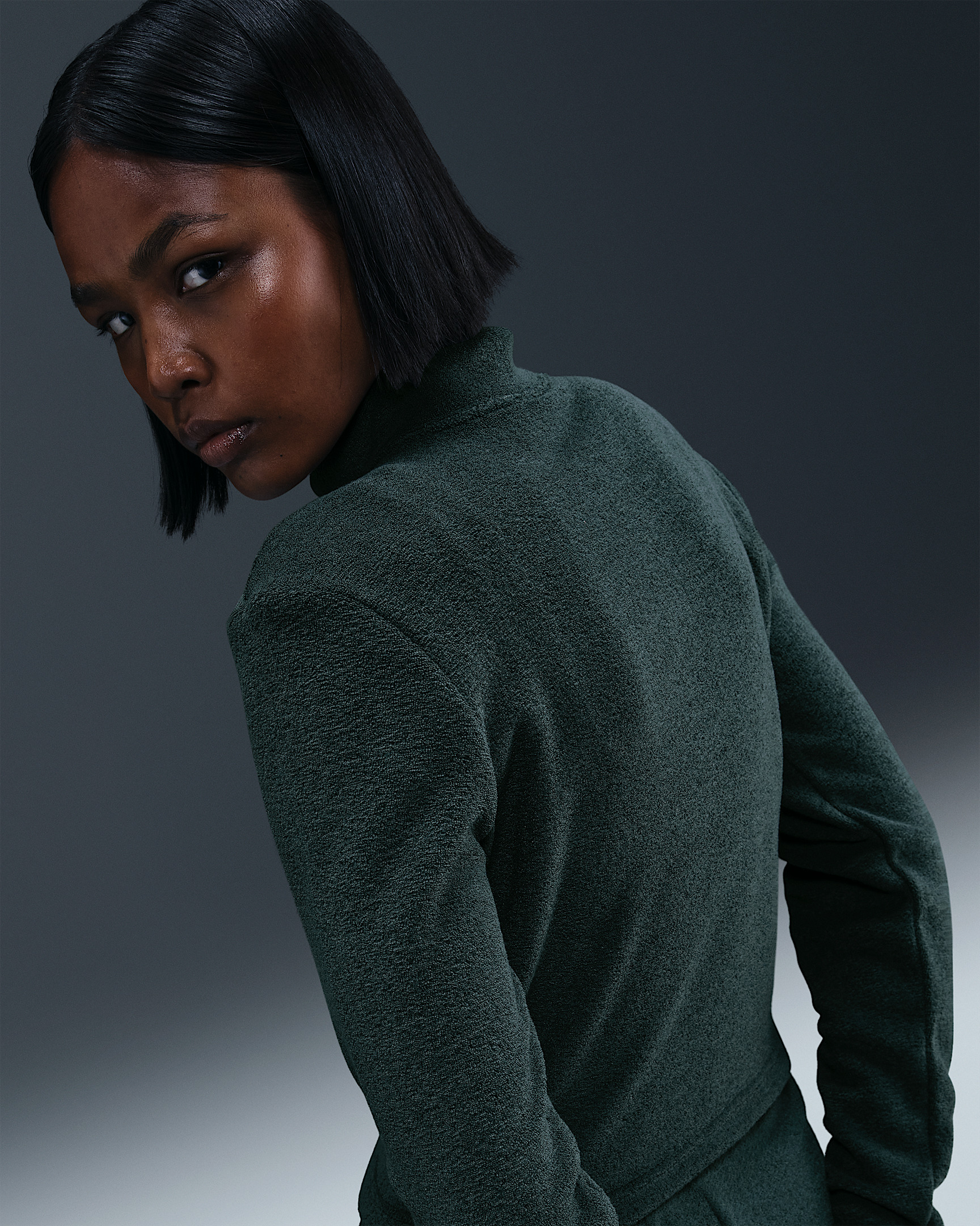 Nike Sportswear Phoenix Plush Women's Slim Long-Sleeve Cozy Fleece 1/2-Zip Top - 2