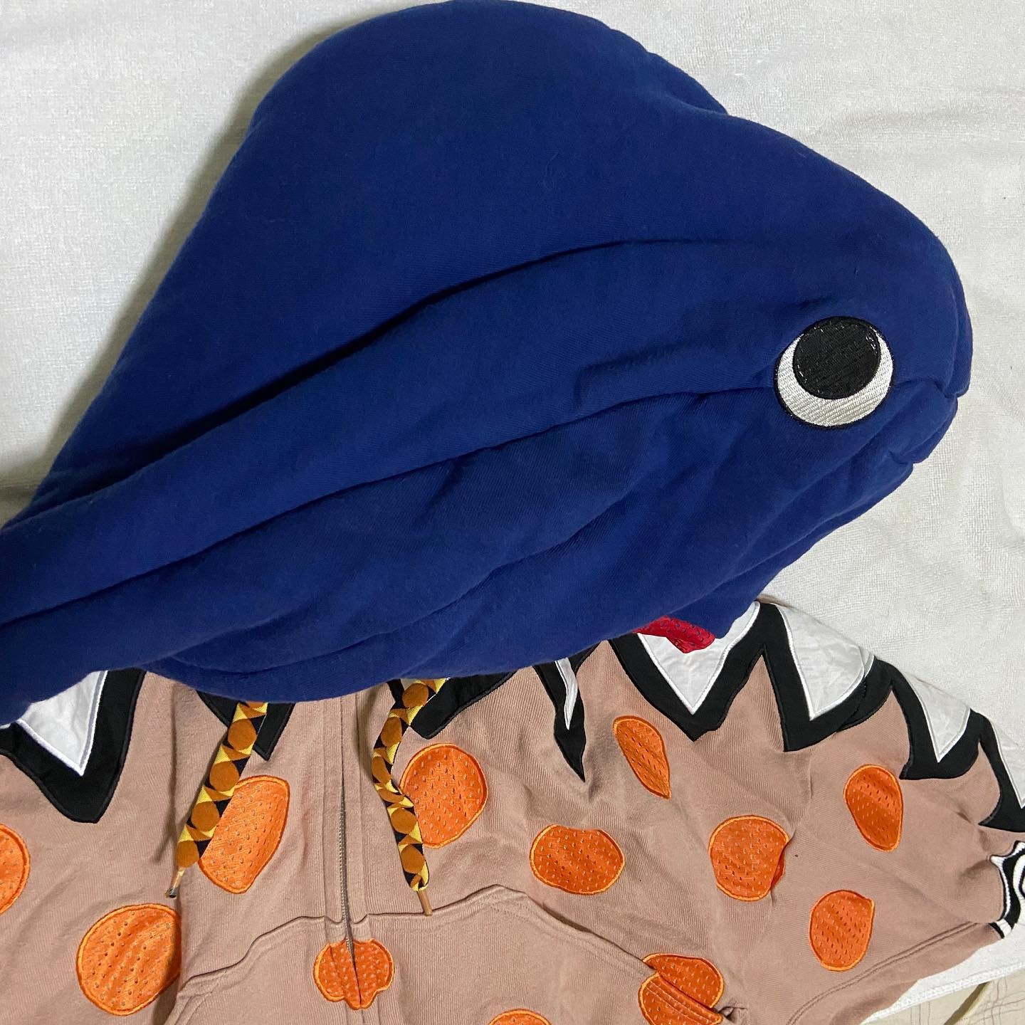 zOthers - Mercibeaucoup runway shark hoodie 1 - 8