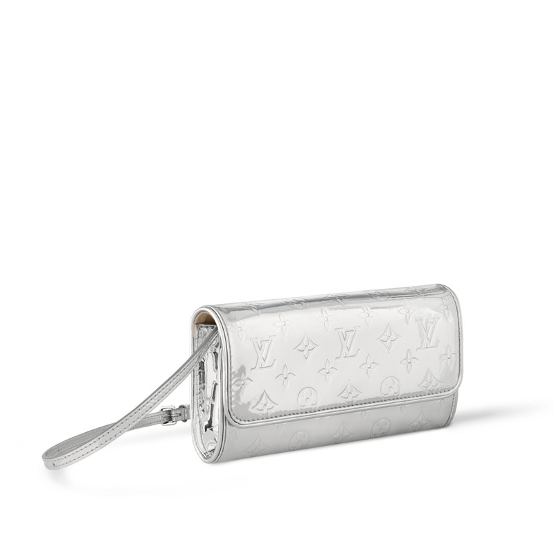 Louis Vuitton Pochette Twin outlook