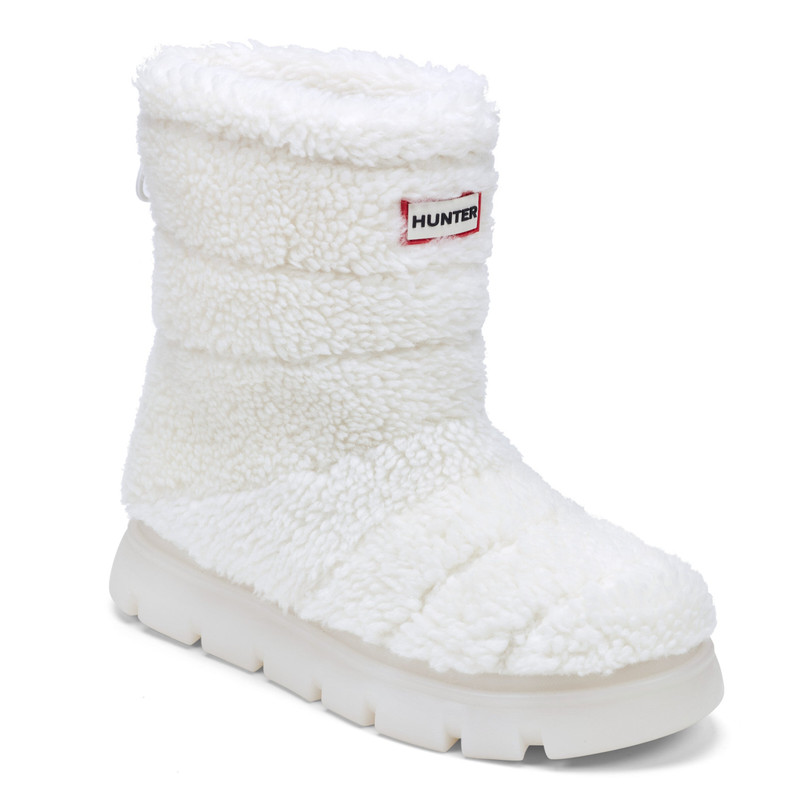 HUNTER Women's Maran Lug Sole Insulated Waterproof Snow Booties outlook