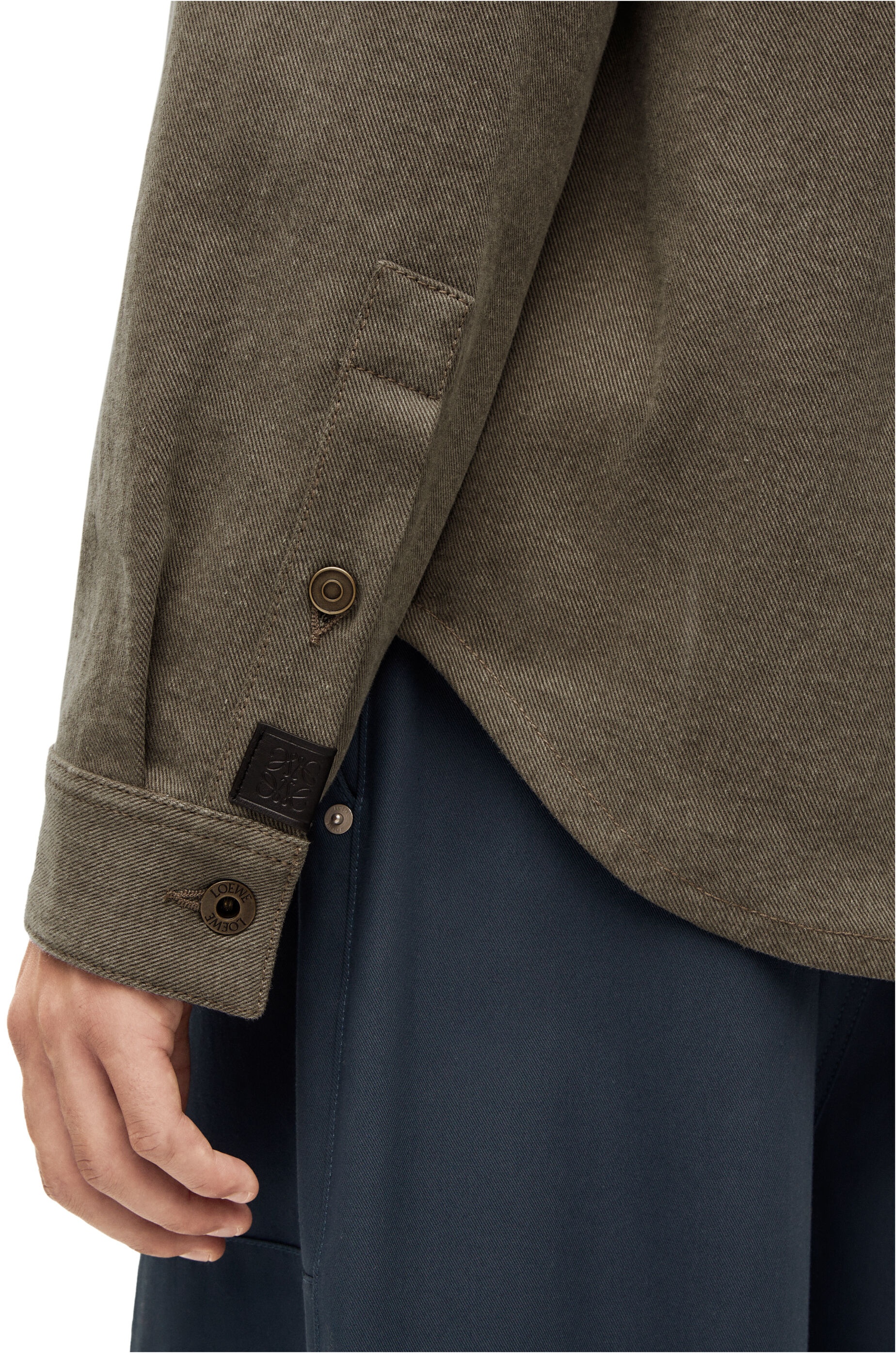 Deer intarsia overshirt in denim - 5