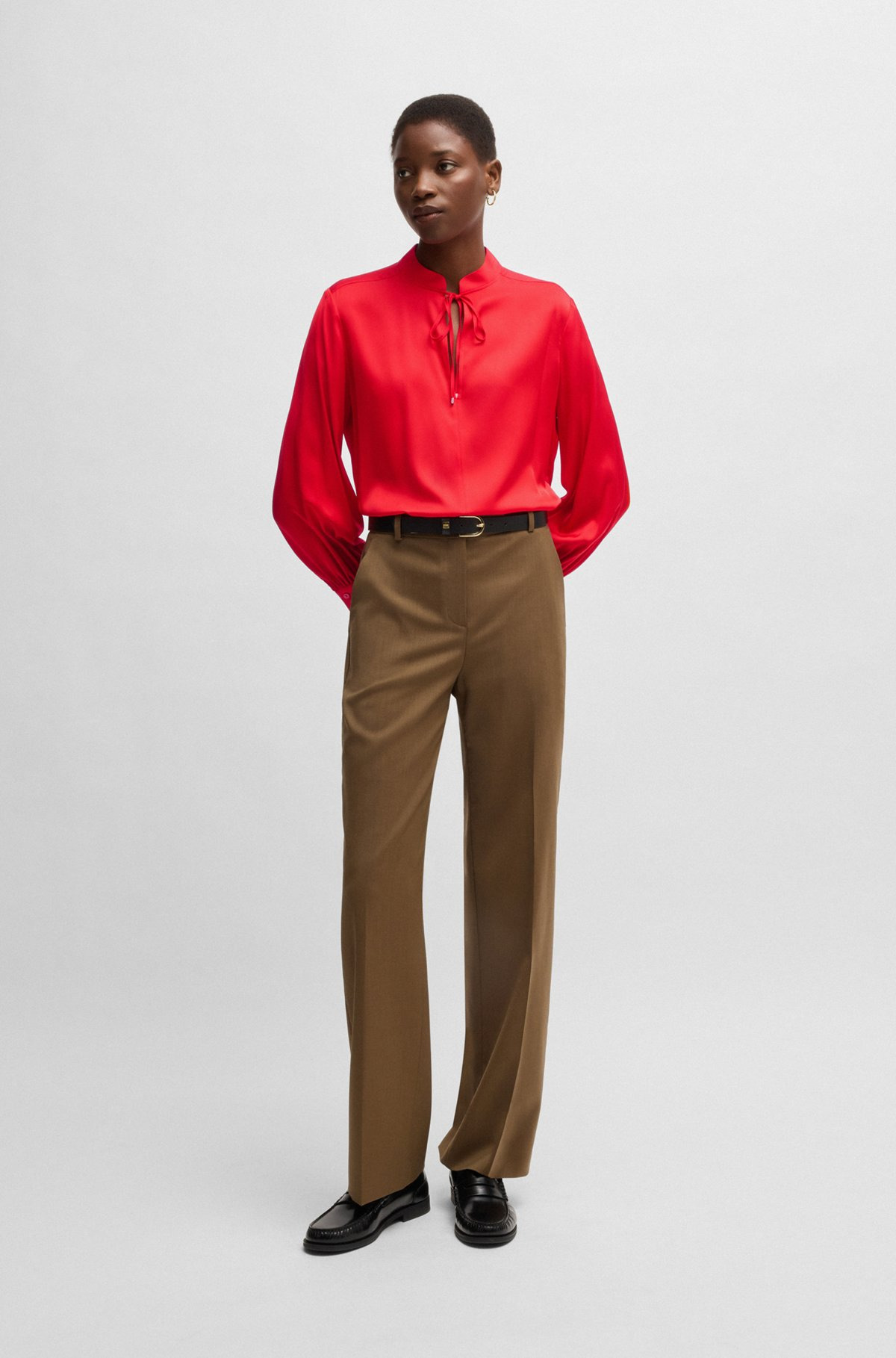 RELAXED-FIT BLOUSE IN STRETCH SILK WITH KEYHOLE NECKLINE - 3