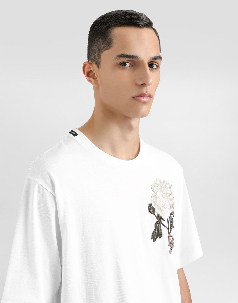 Cotton T-shirt with patch 5