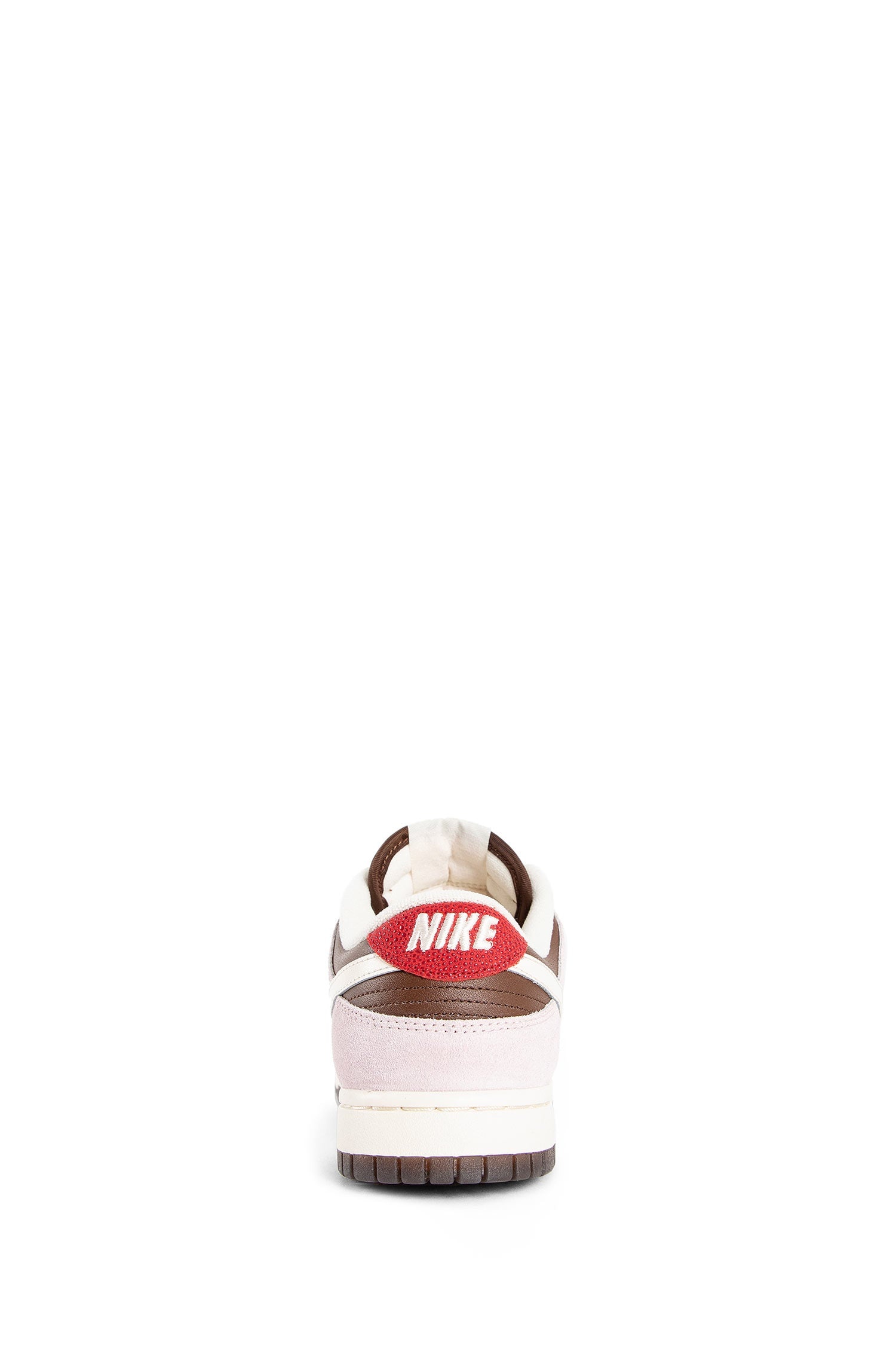 Nike-Dunk-Low-Neapolitan-Sneakers - 3