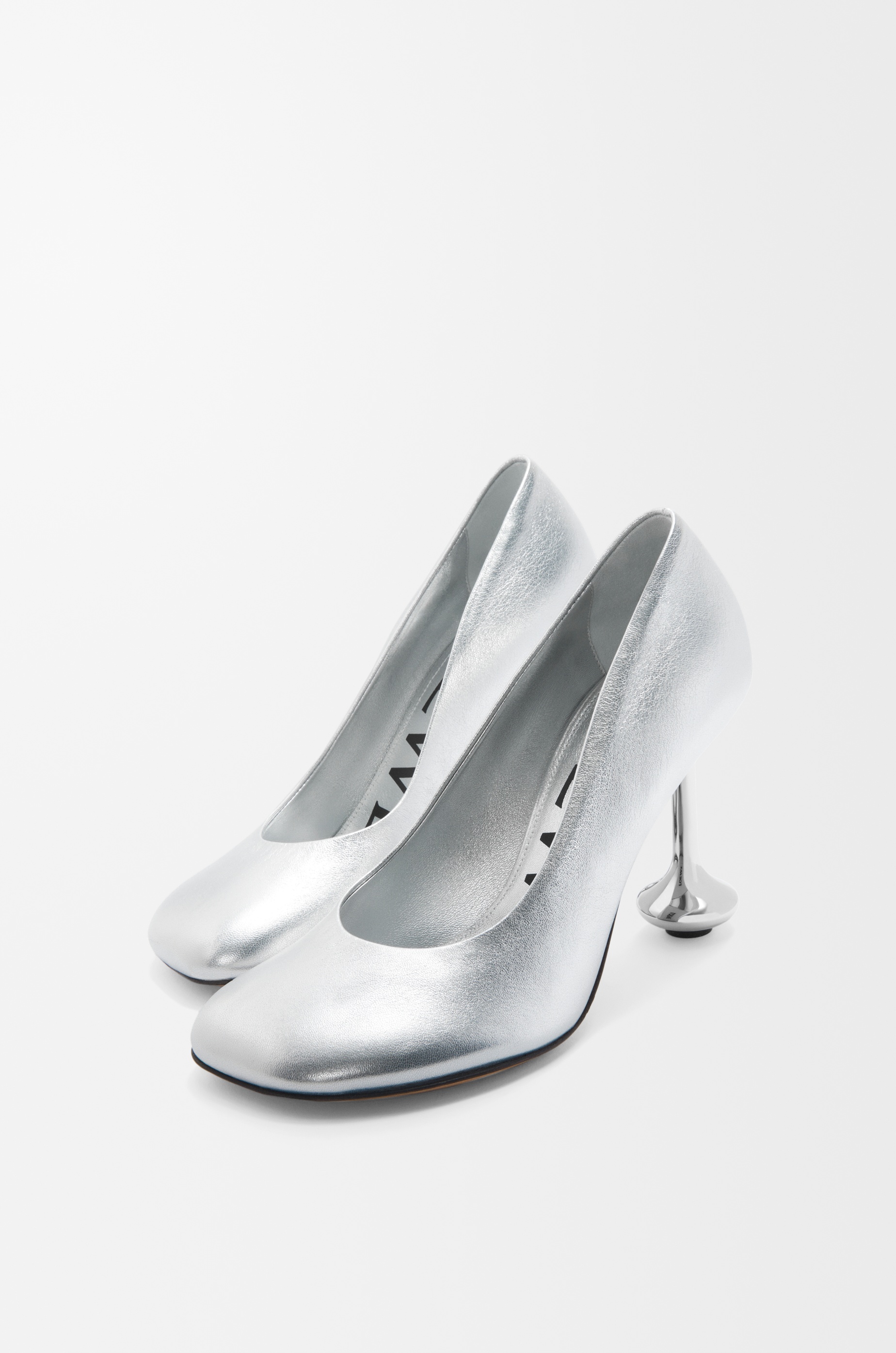 Toy pump in laminated lambskin - 3