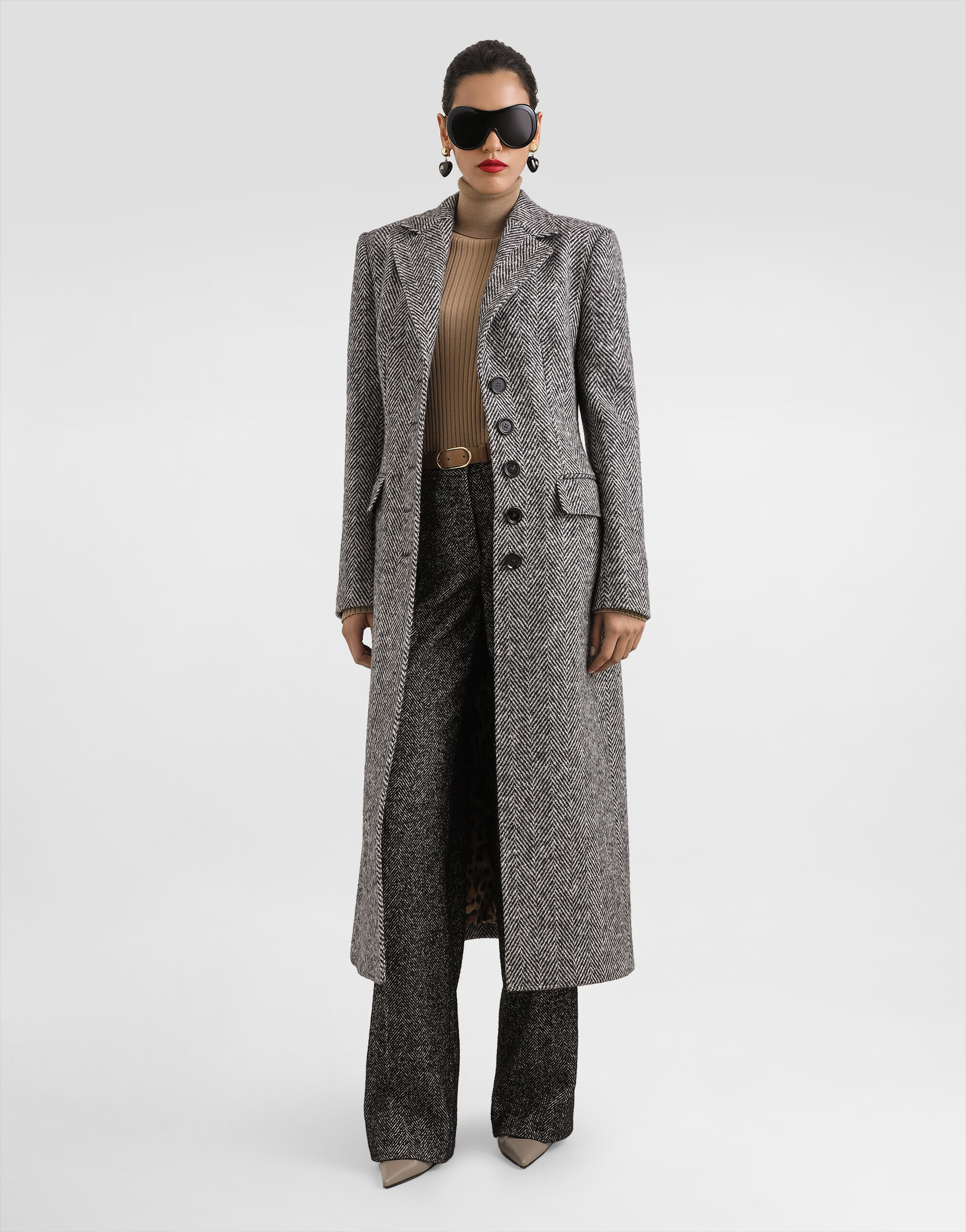 Single-breasted coat in wool chevron - 2
