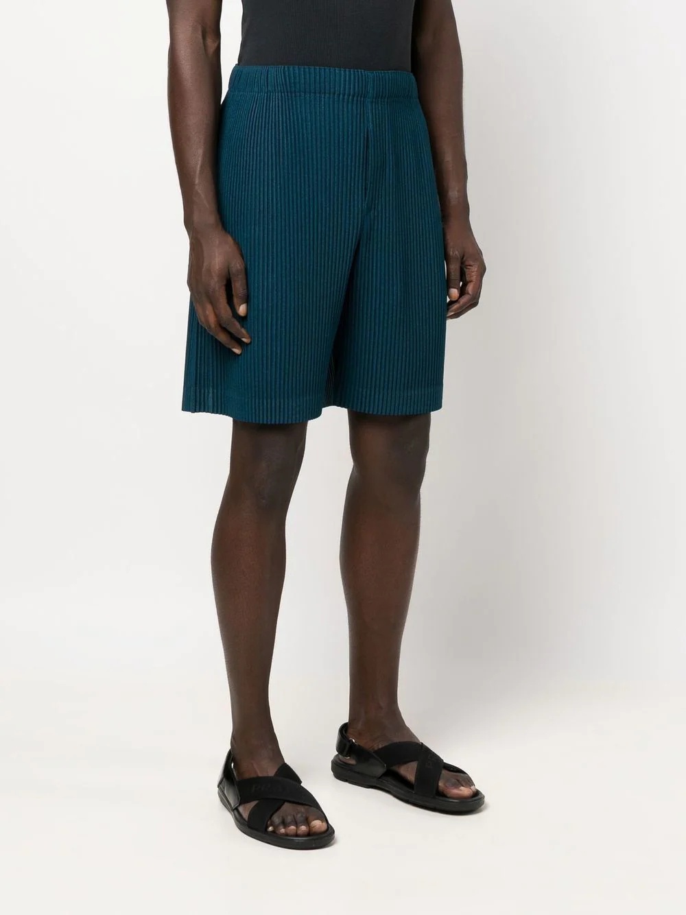 pleated knee-length shorts - 3