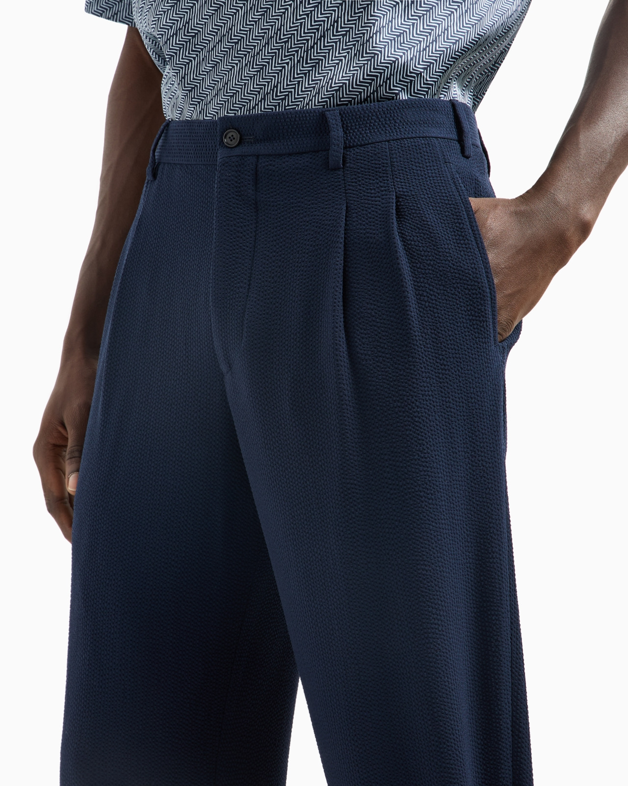 WOOL SEERSUCKER DOUBLE-PLEAT TROUSERS - 5