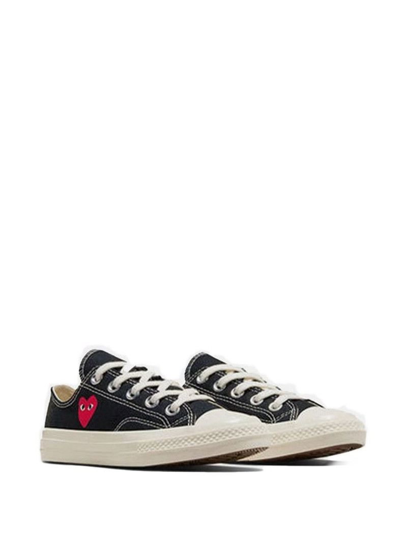 Comme des Garçons PLAY x Converse petit coeur low sneakers outlook