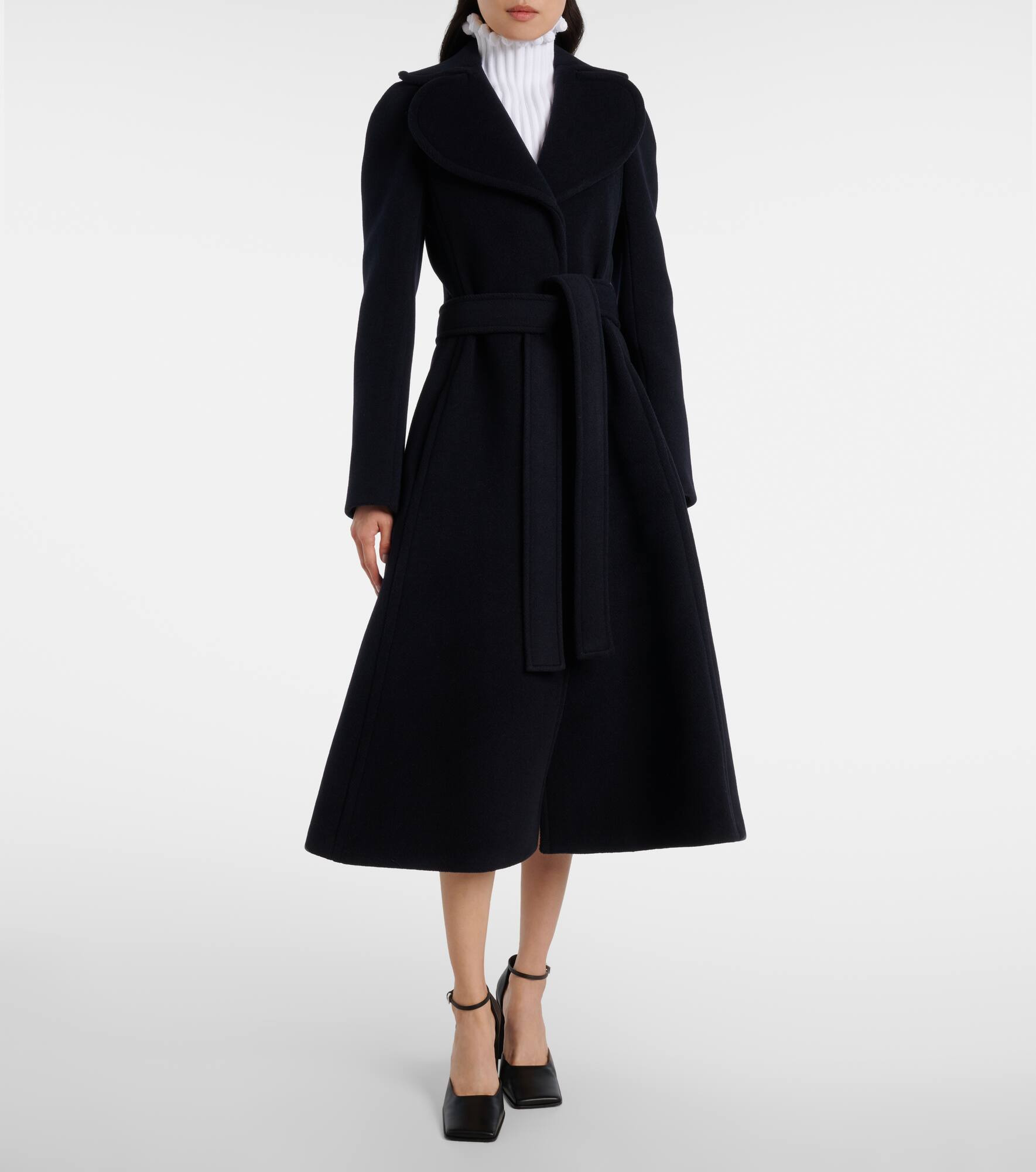 Tailored wool coat - 2