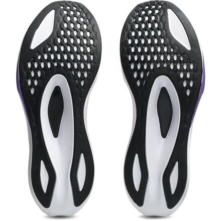 Magic Speed 4 Running Shoe - Women's - 8