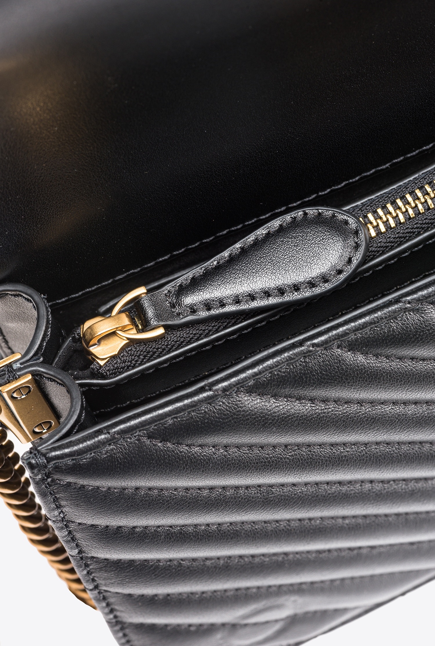 CLASSIC LOVE BAG CLICK CHEVRON - 6