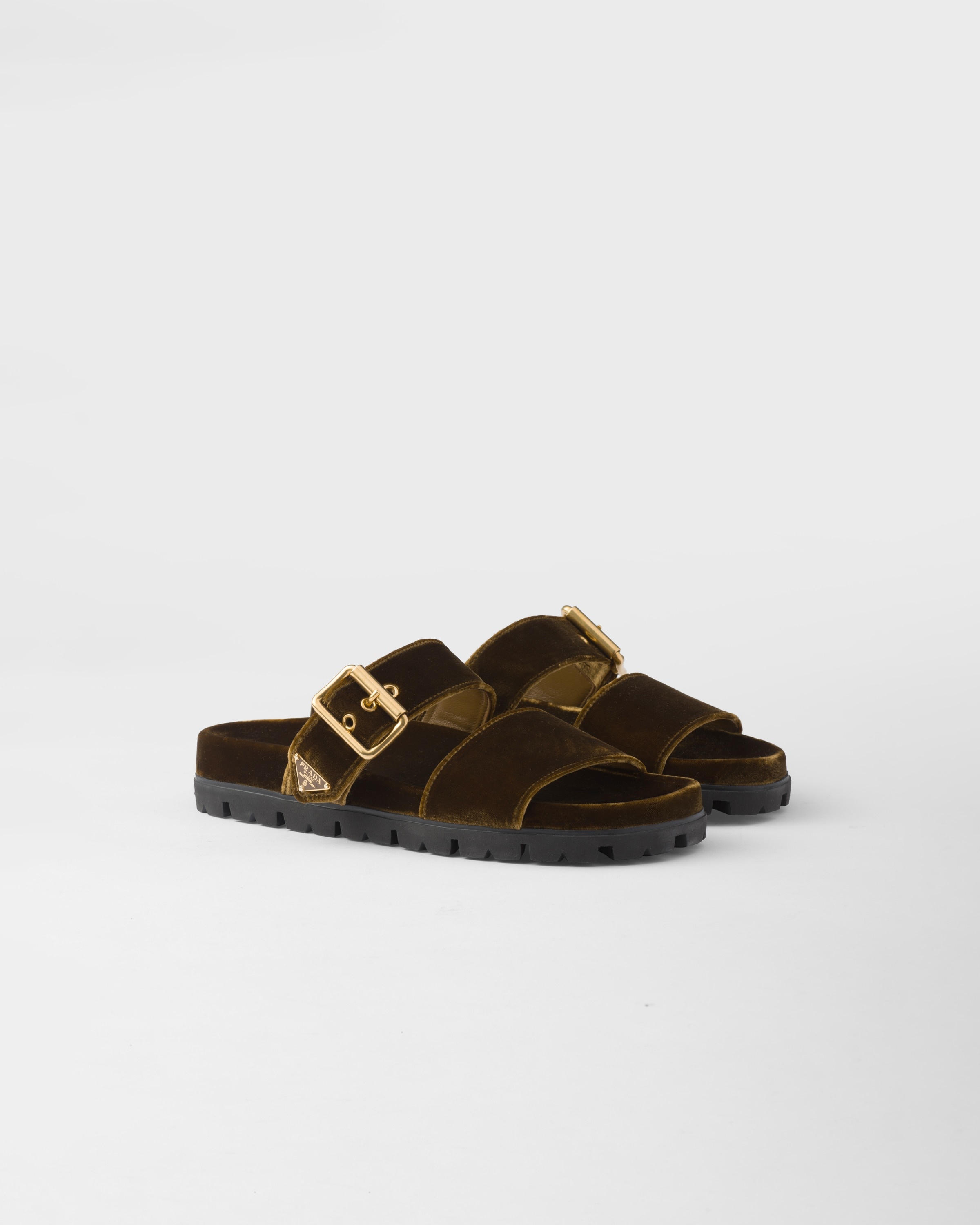 Velvet slides - 1