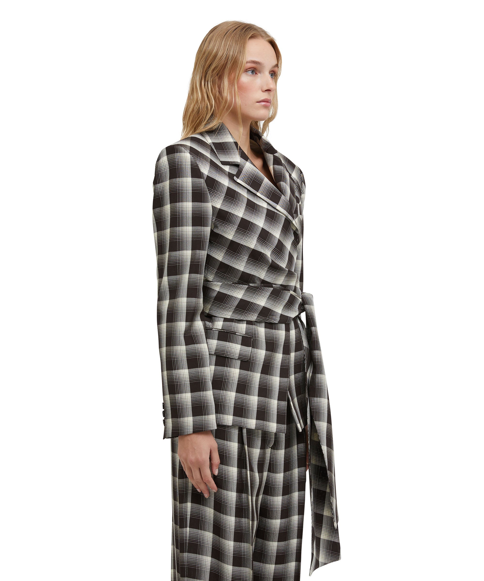 Check viscose crepe jacket with sashed waistline - 4