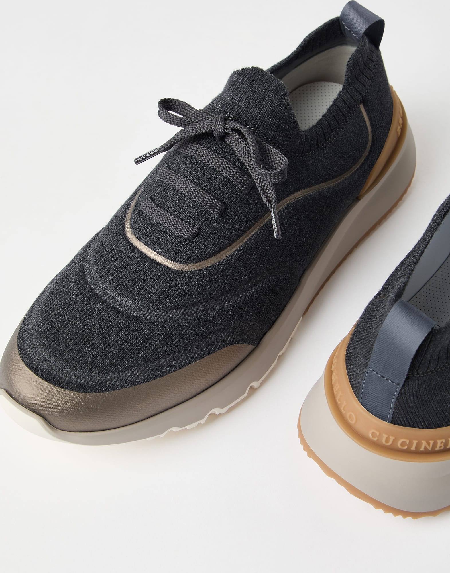Techno cotton knit runners with heat-bonded details - 3