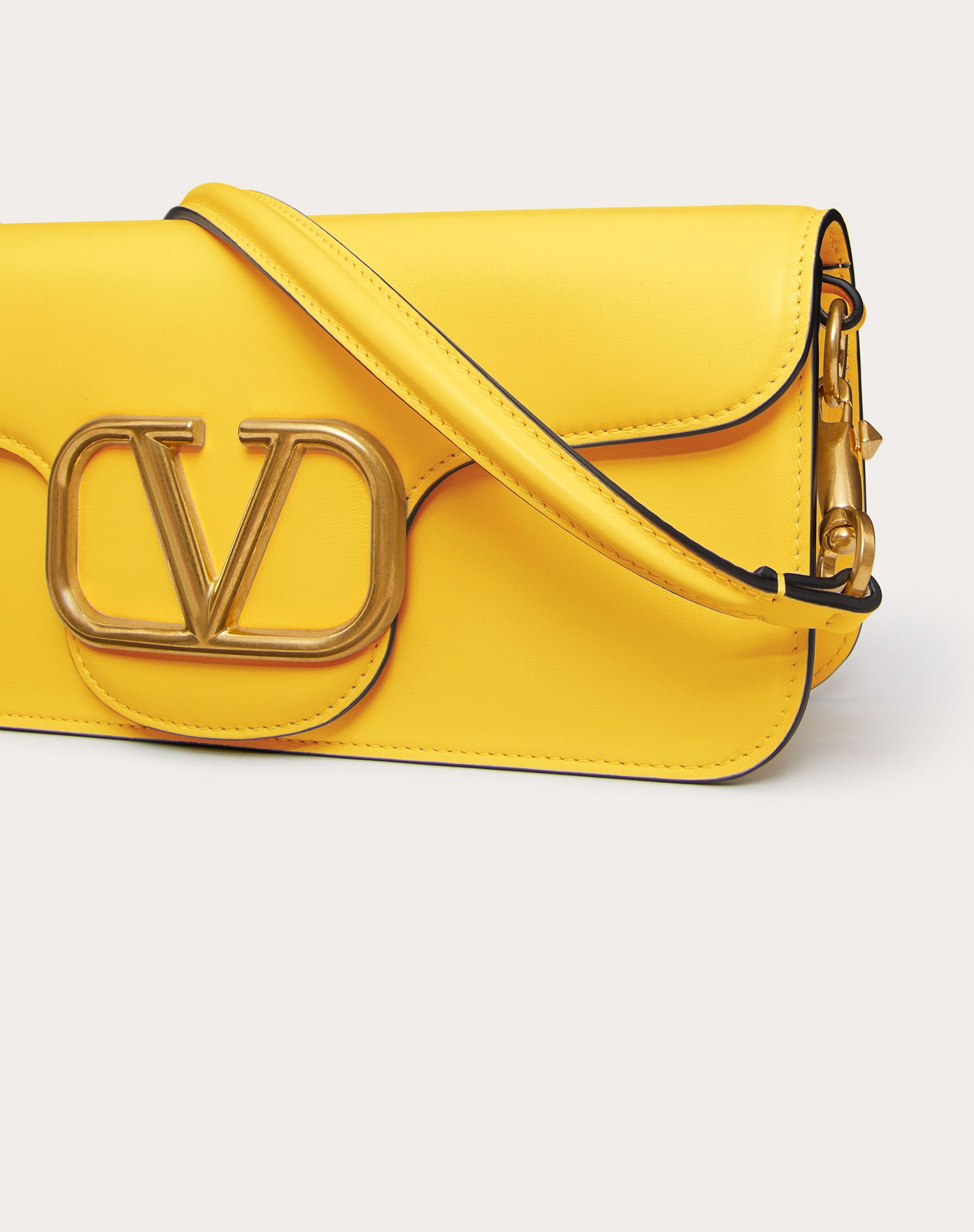 VLOGO SIGNATURE CALFSKIN SHOULDER BAG - 5