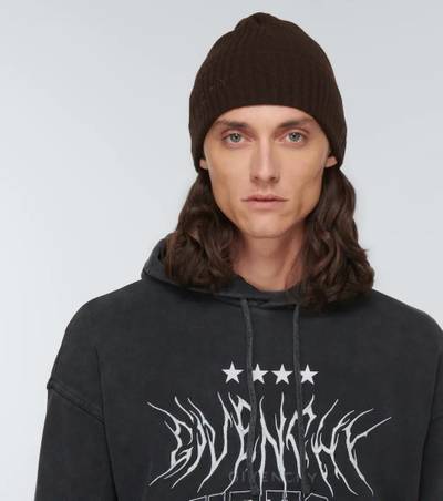 Givenchy Wool and cashmere beanie outlook