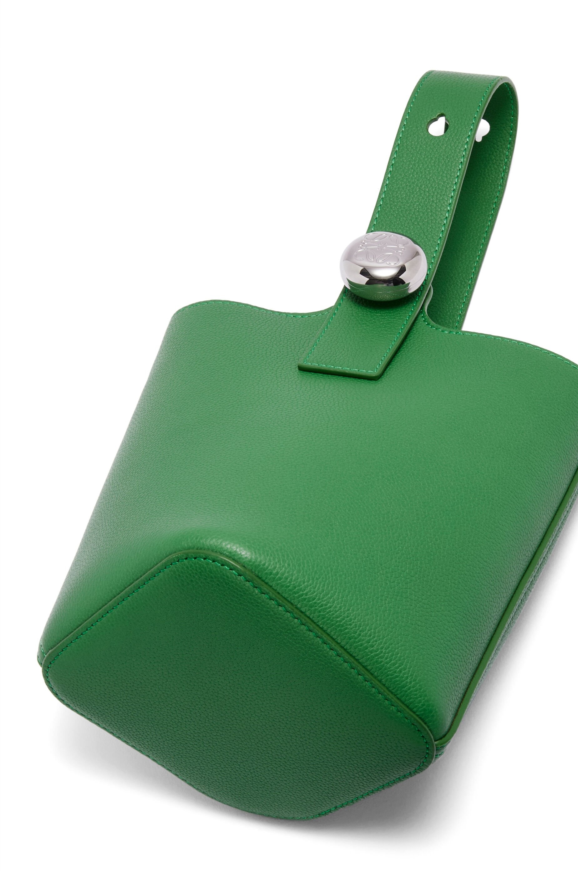 Mini Pebble bucket in soft grained calfskin - 8