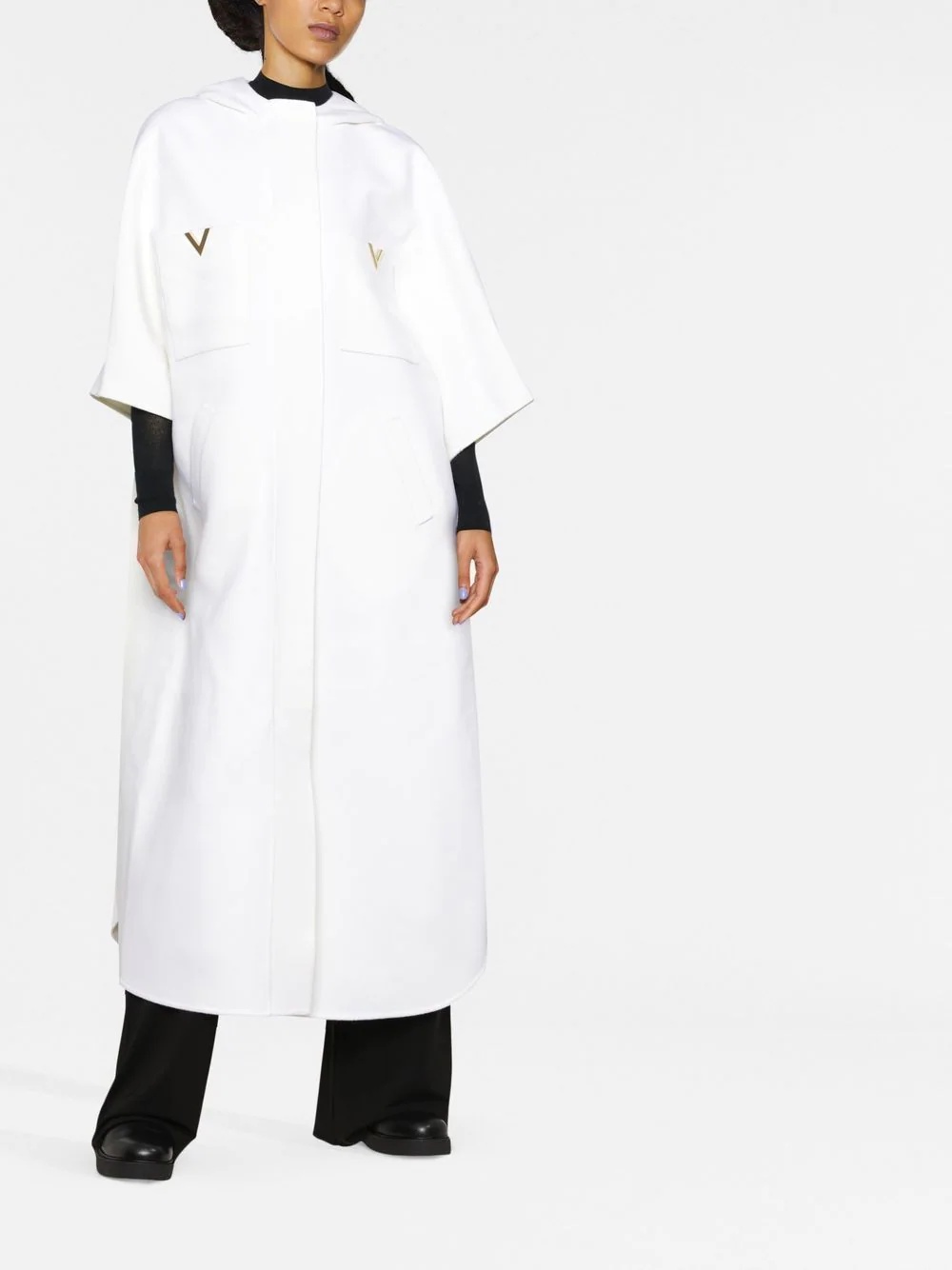 V logo-plaque hooded coat - 2