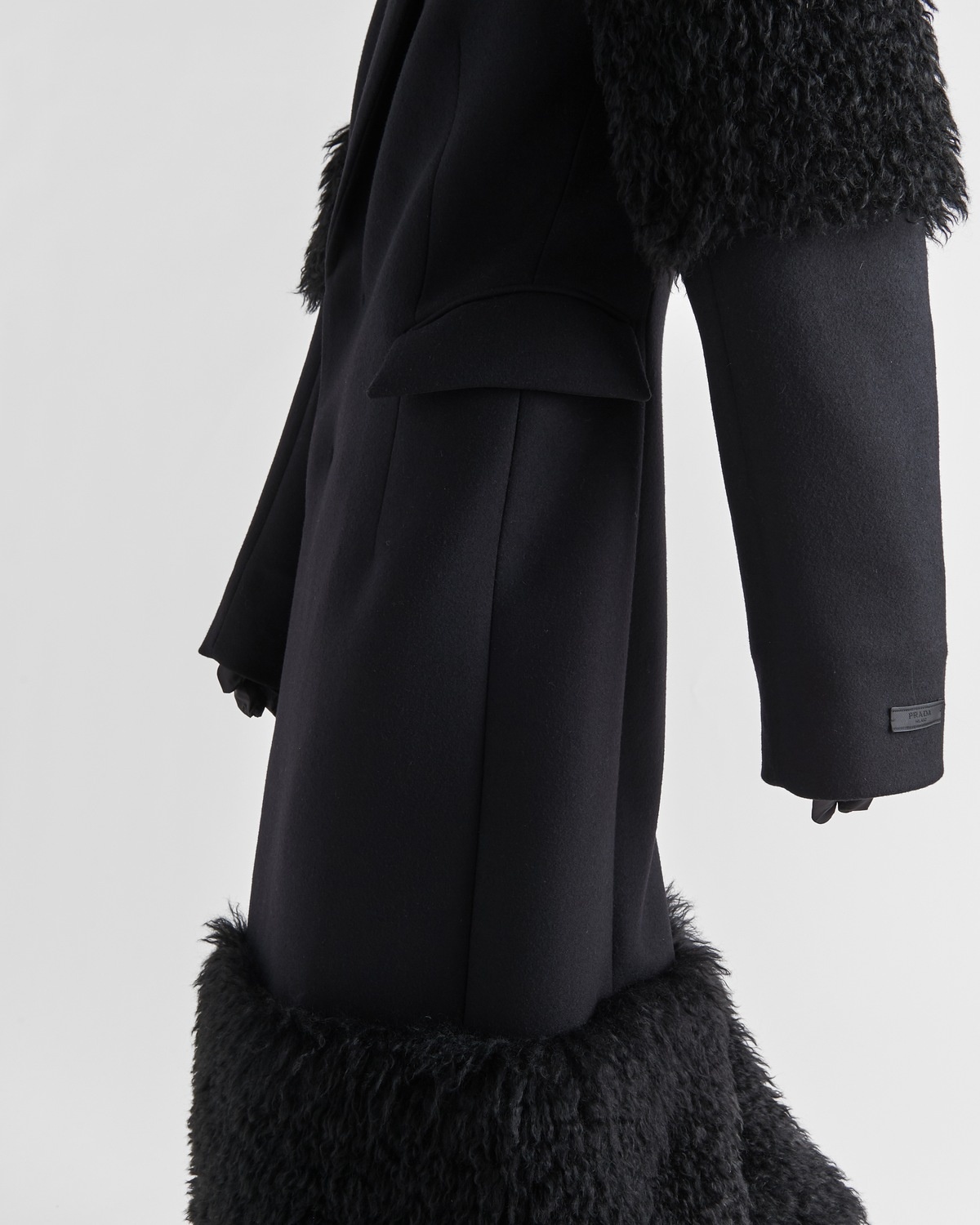 Double-breasted wool coat - 4