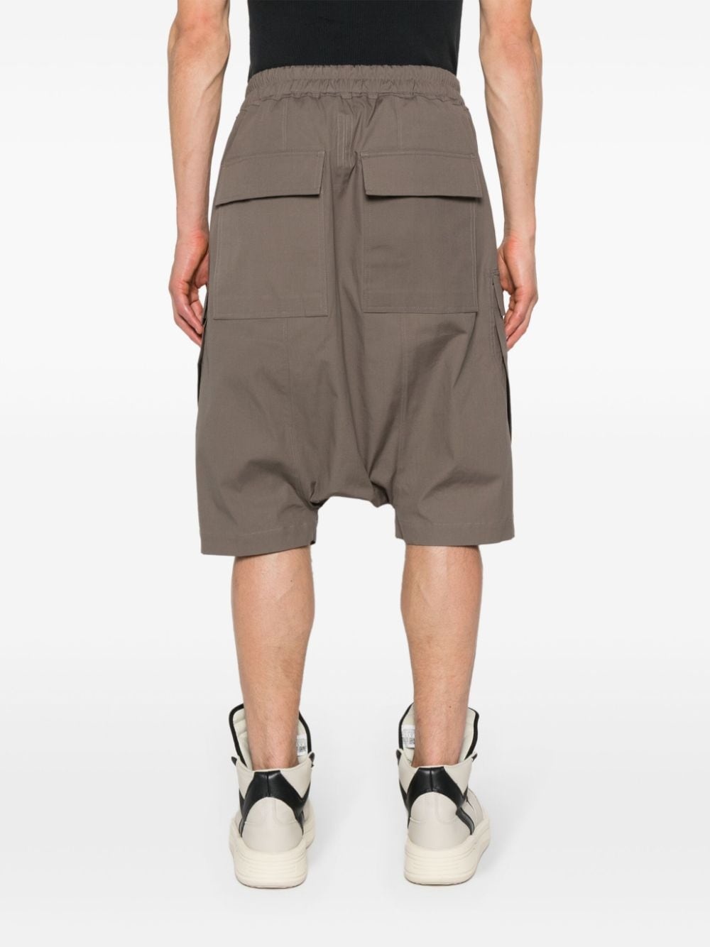 drop-crotch cargo shorts - 4