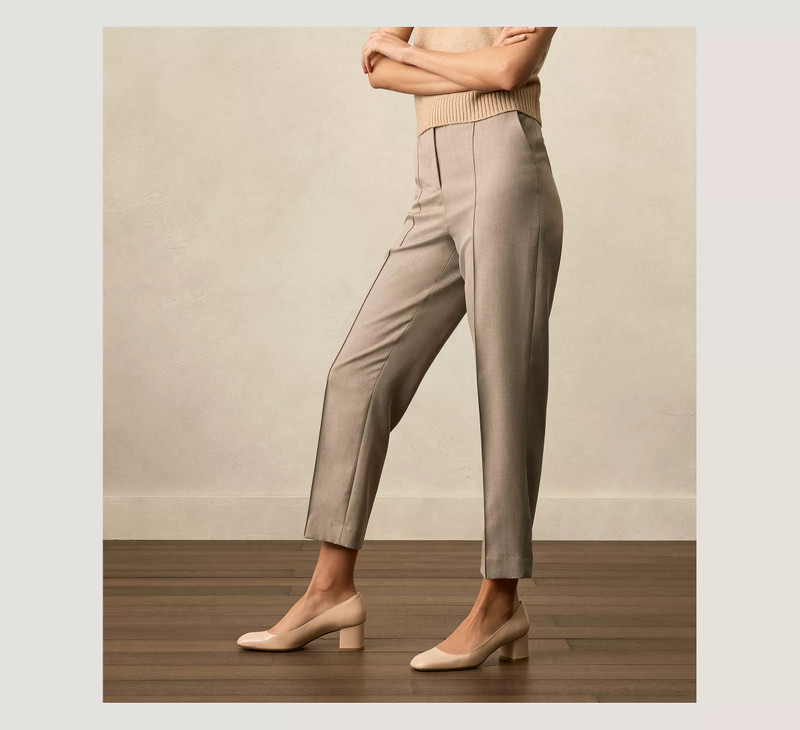 Stuart Weitzman MAEVE 50 outlook