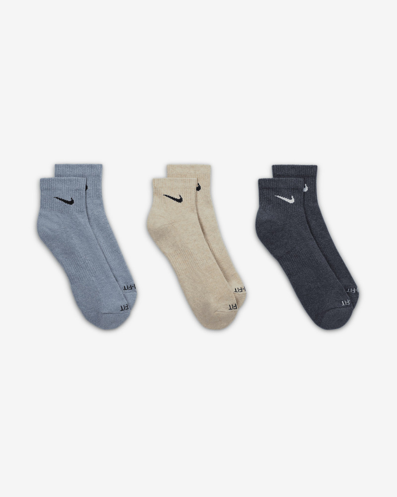 Nike Everyday Plus Cushioned Training Ankle Socks (3 Pairs) 3