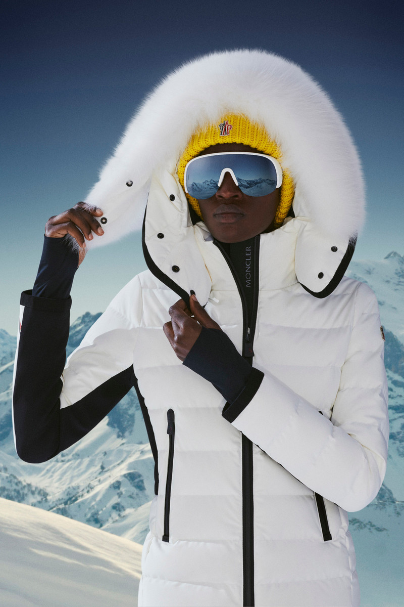 Lamoura Short Down Jacket 7