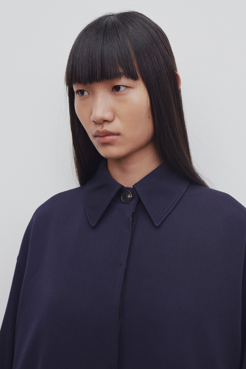 Denise Coat in Virgin Wool 4