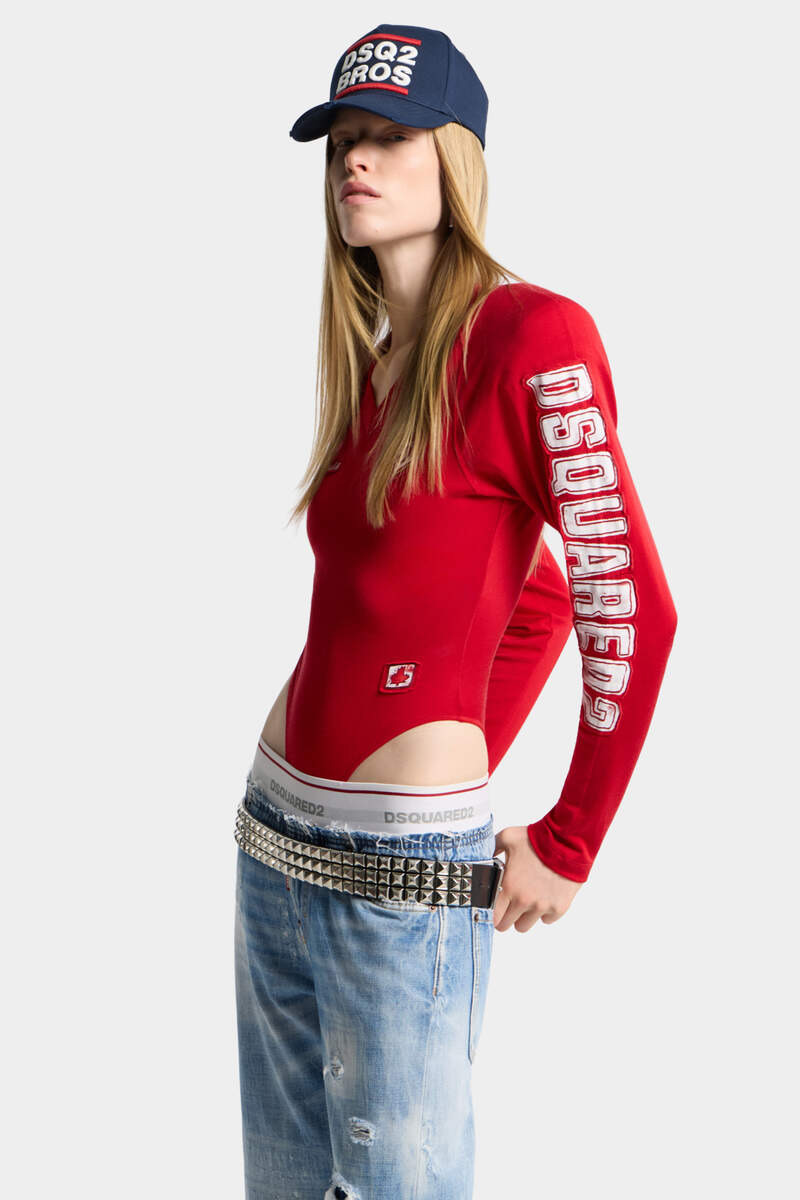 DSQUARED2 SPORTY BODY SWEATSHIRT 3