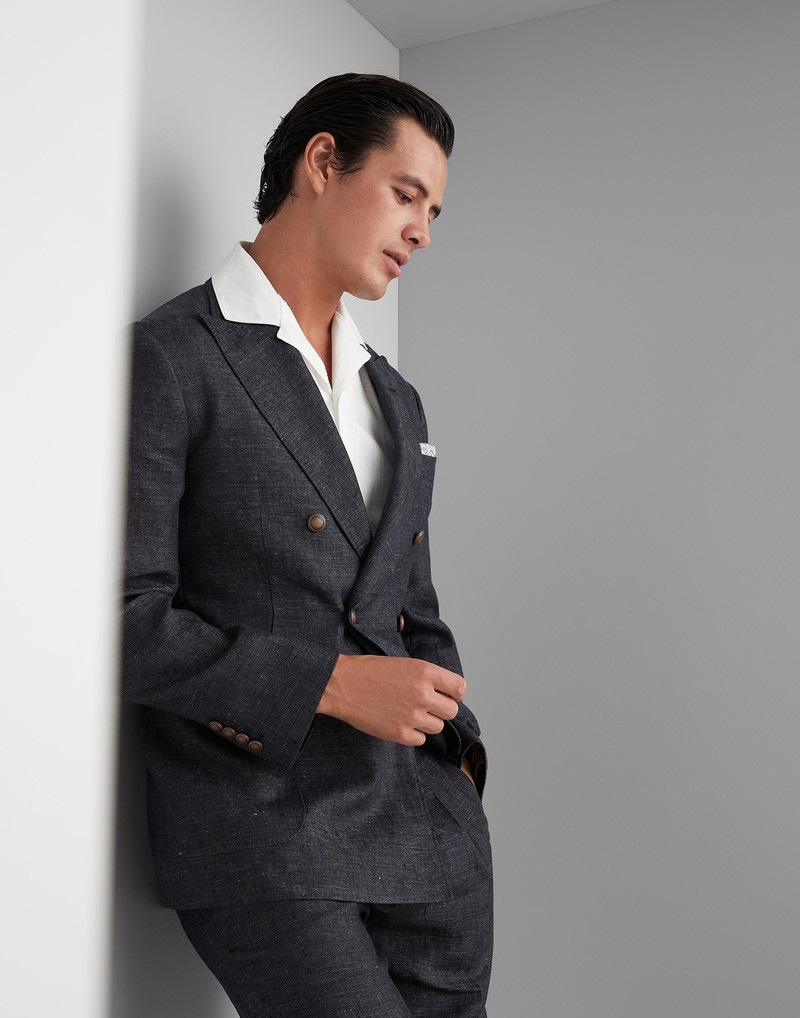 Denim-effect linen one-and-a-half breasted blazer with patch pockets and metal buttons 4