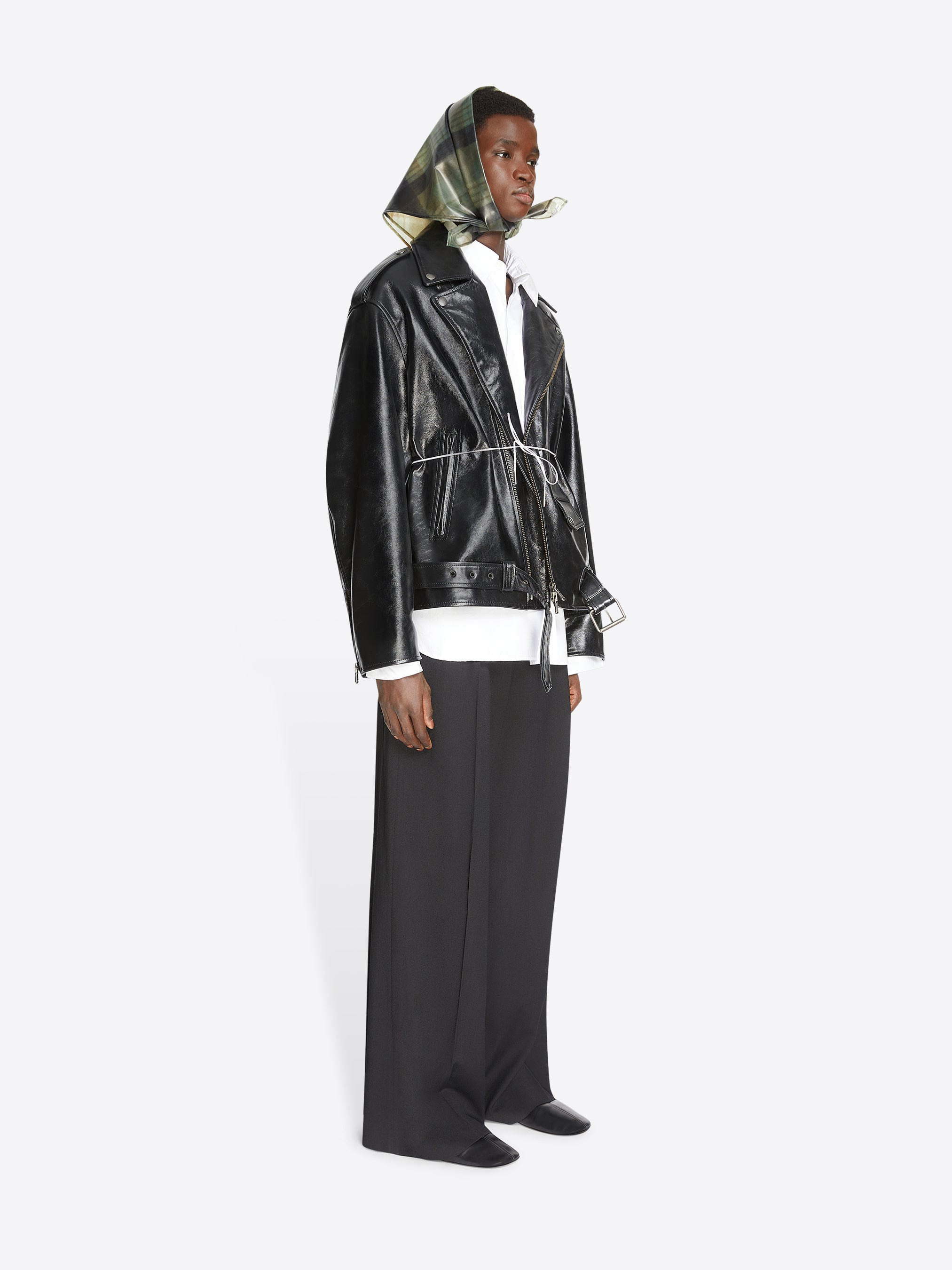 LEATHER BIKER JACKET - 3