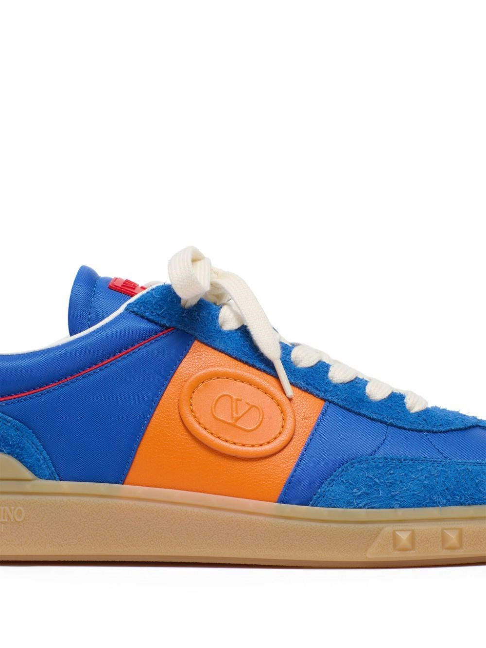 Sneakers with logo - 2