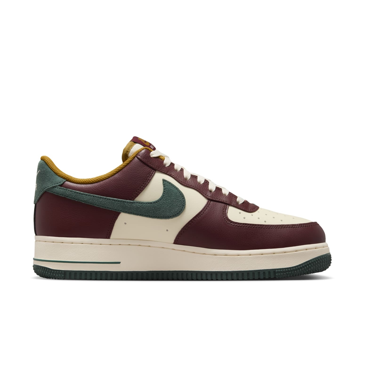 Nike Air Force 1 '07 LV8 'Coconut Milk Red' HQ3612-113 - 2