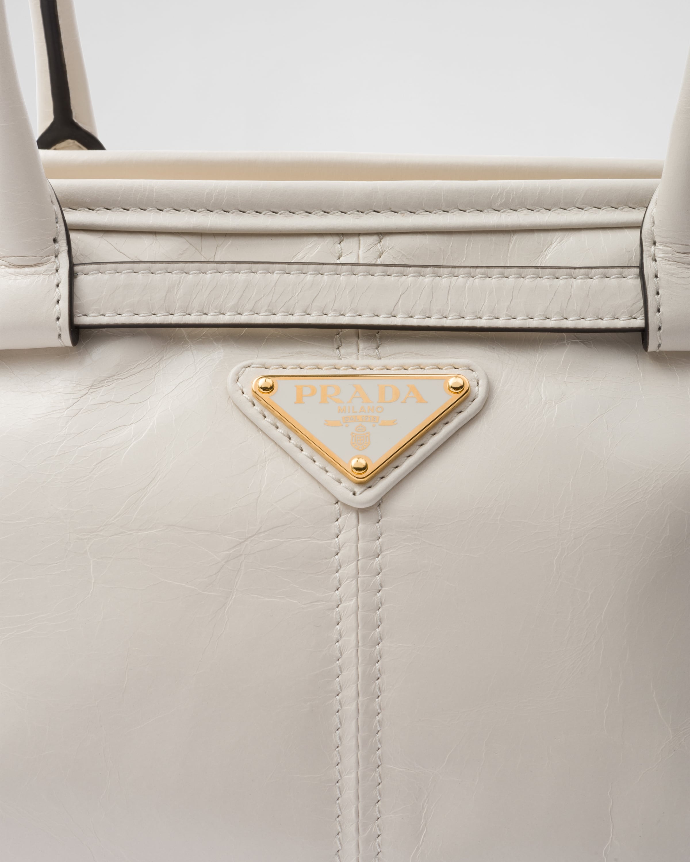 Medium leather handbag - 5