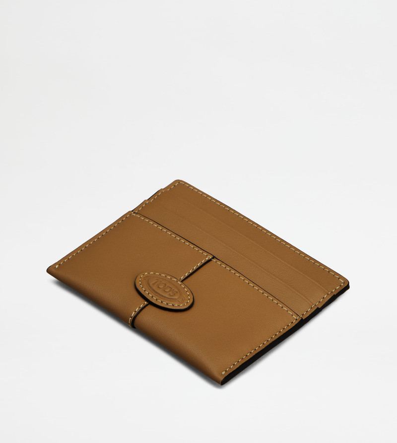 CREDIT CARD HOLDER IN LEATHER 3