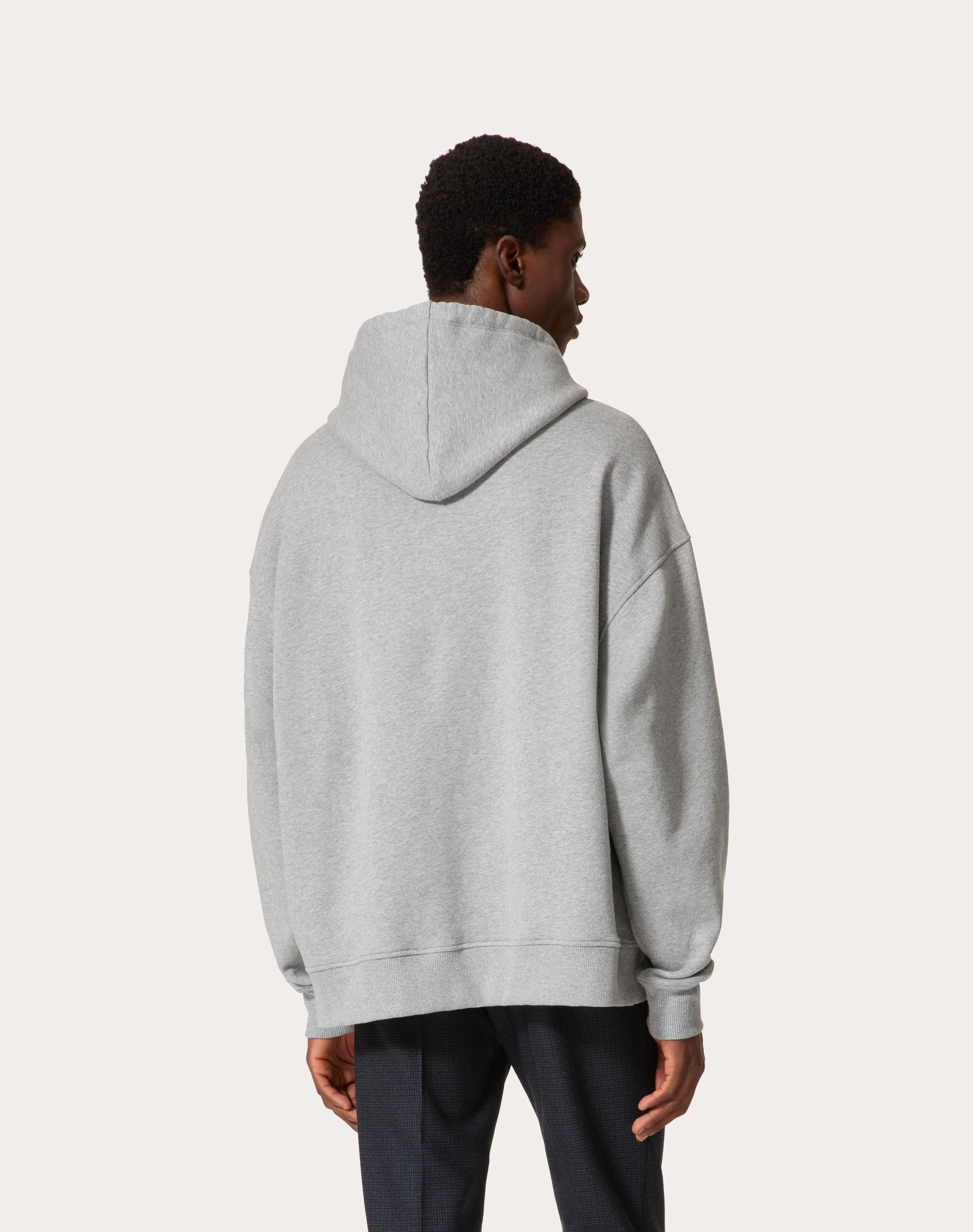 COTTON HOODED SWEATSHIRT WITH METALLIC V DETAIL - 4