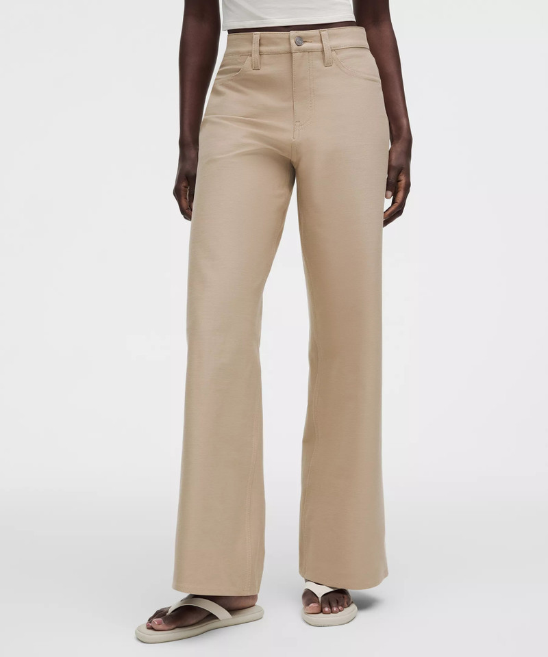lululemon EasyFive Low-Rise Classic Wide-Leg Pant *Regular outlook