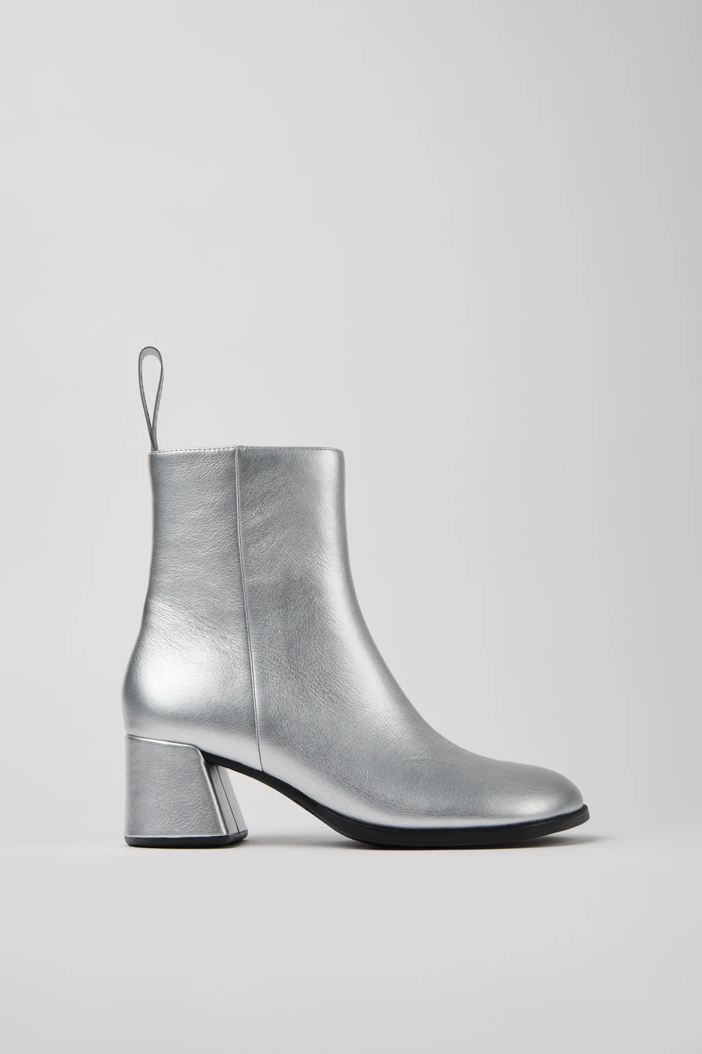 Kora Gray Leather Ankle Boots for Women. - 1