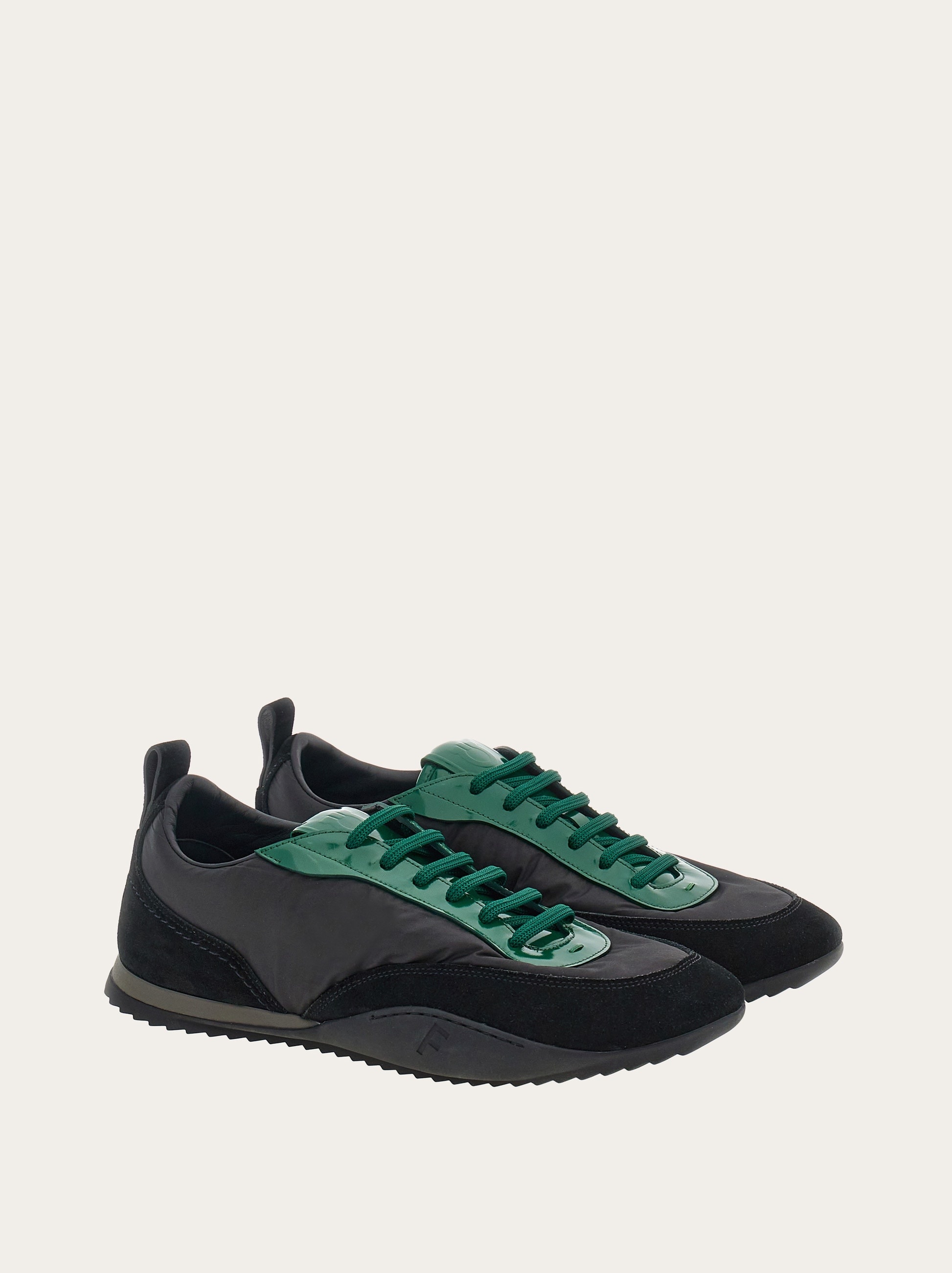 Sneaker with patent leather trim - 4
