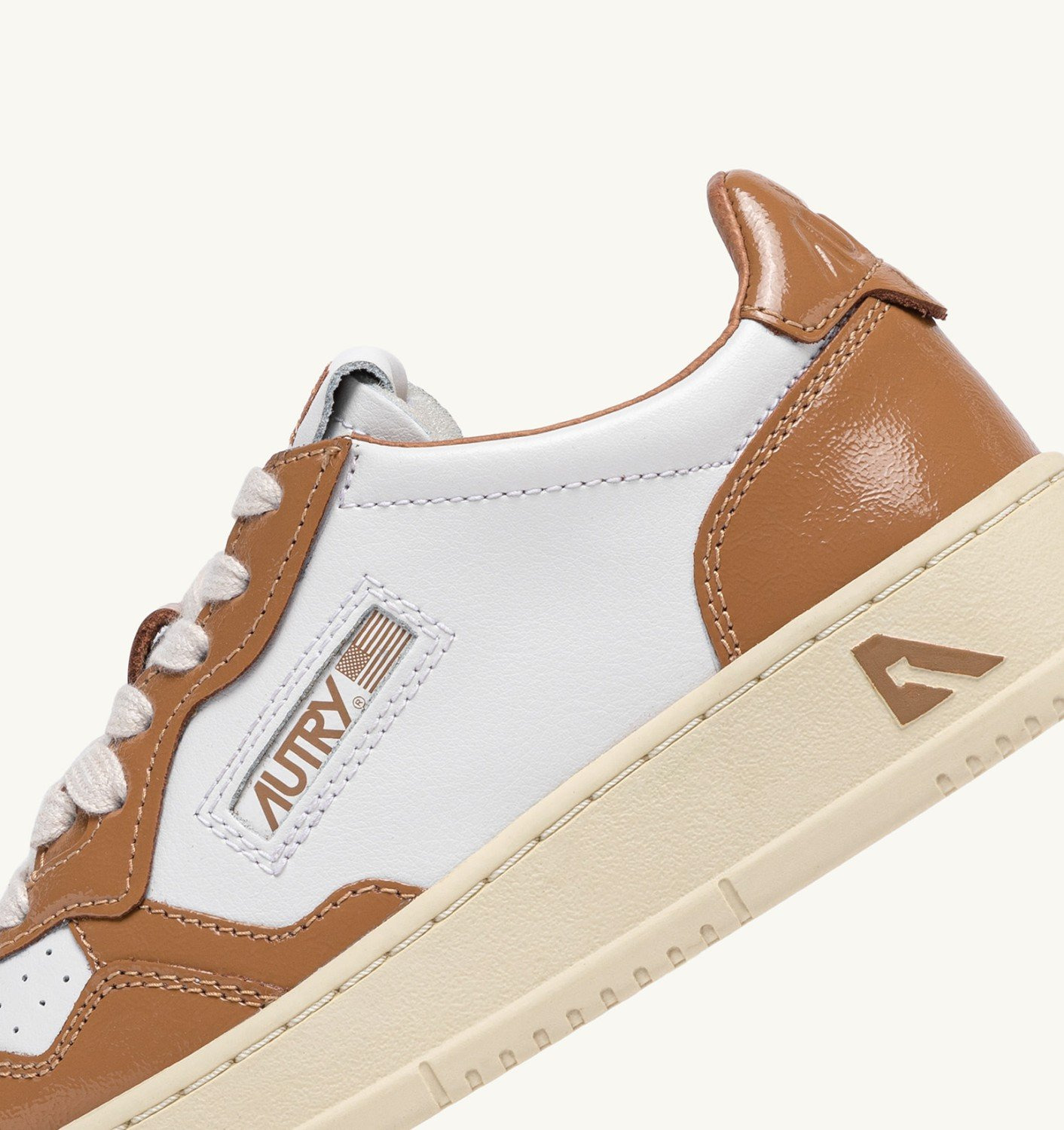 MEDALIST LOW SNEAKERS IN WHITE AND BROWN SUGAR LEATHER - 6