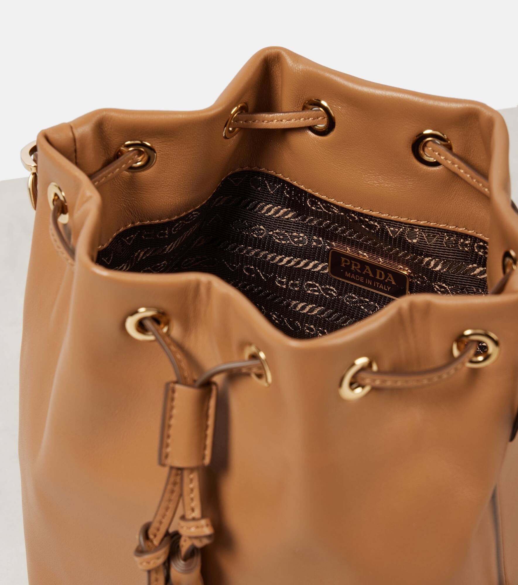 Small leather bucket bag - 3