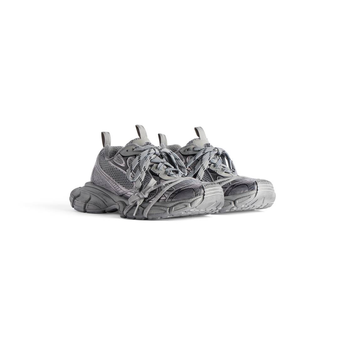 BALENCIAGA Men's 3xl Sneaker in Grey | REVERSIBLE