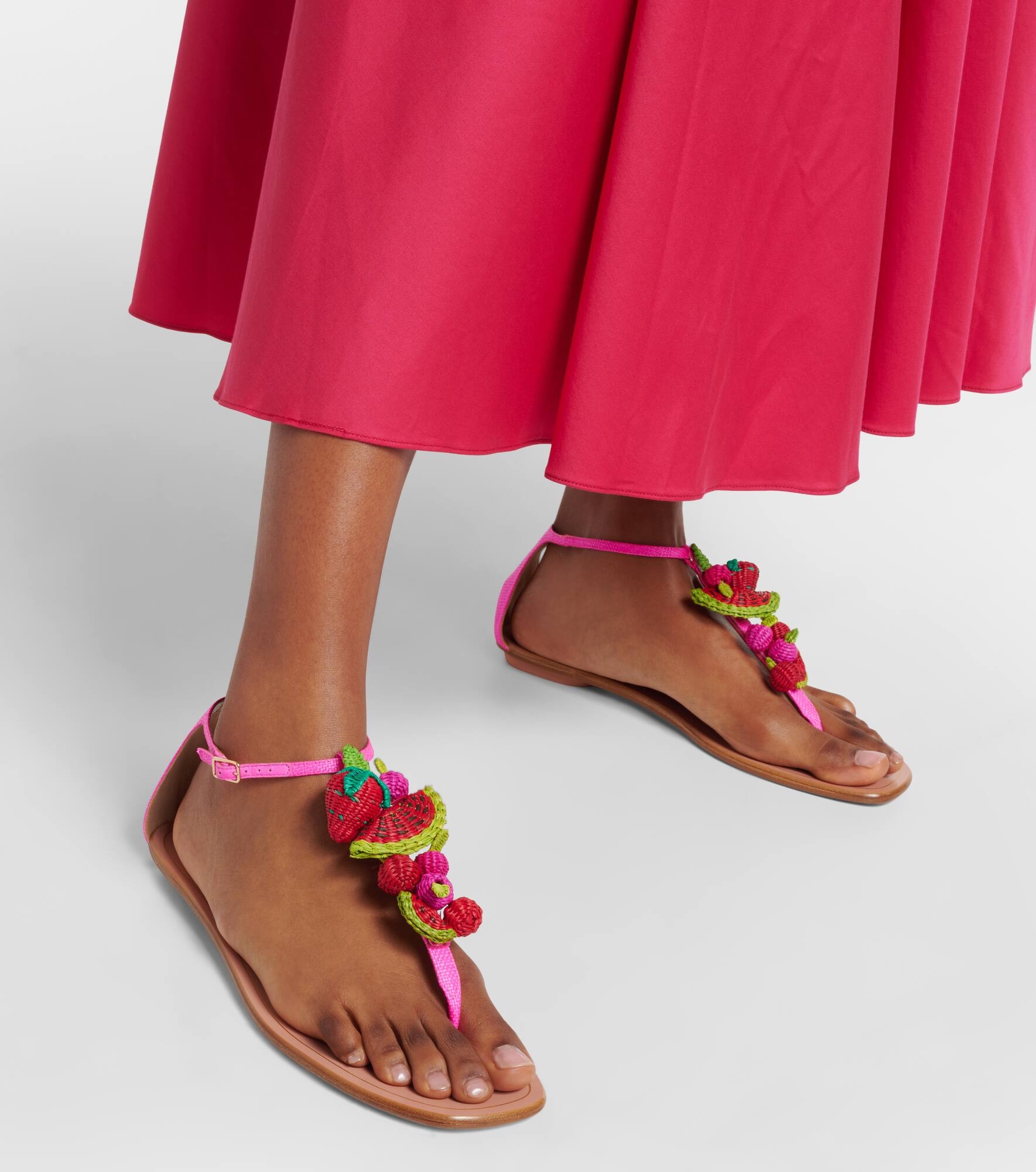 Strawberry Punch raffia thong sandals - 4