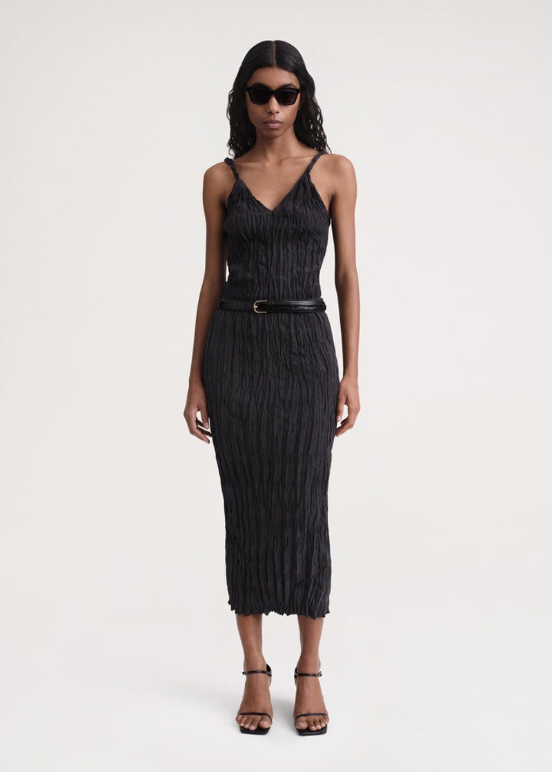 Totême Crinkled silk midi skirt black outlook