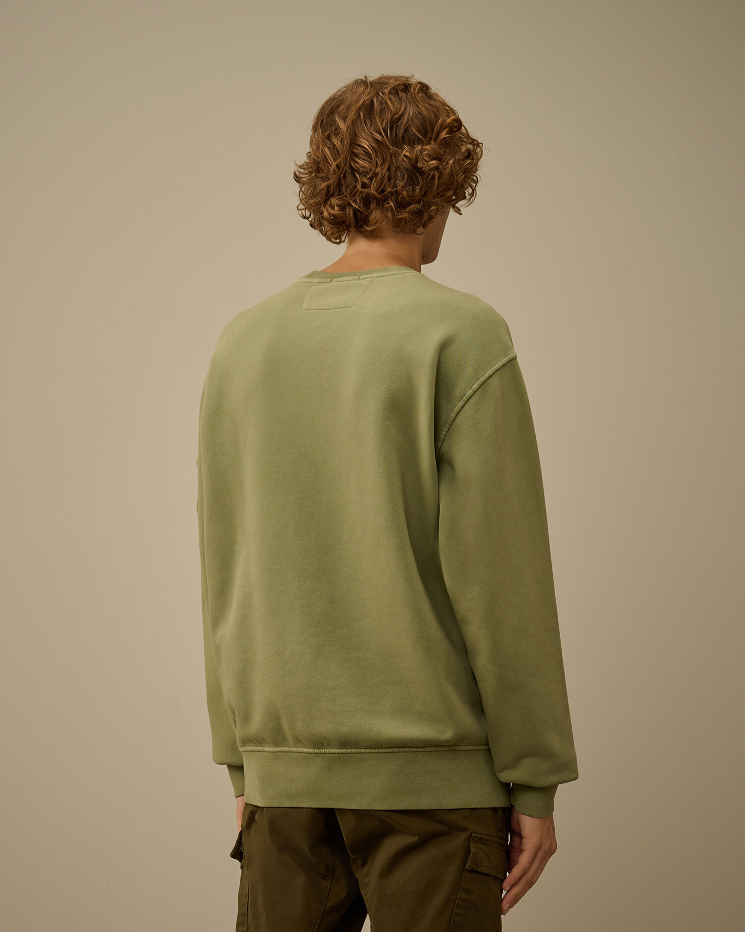 Brushed and Emerized Diagonal Fleece Crewneck Lens Sweatshirt - 4