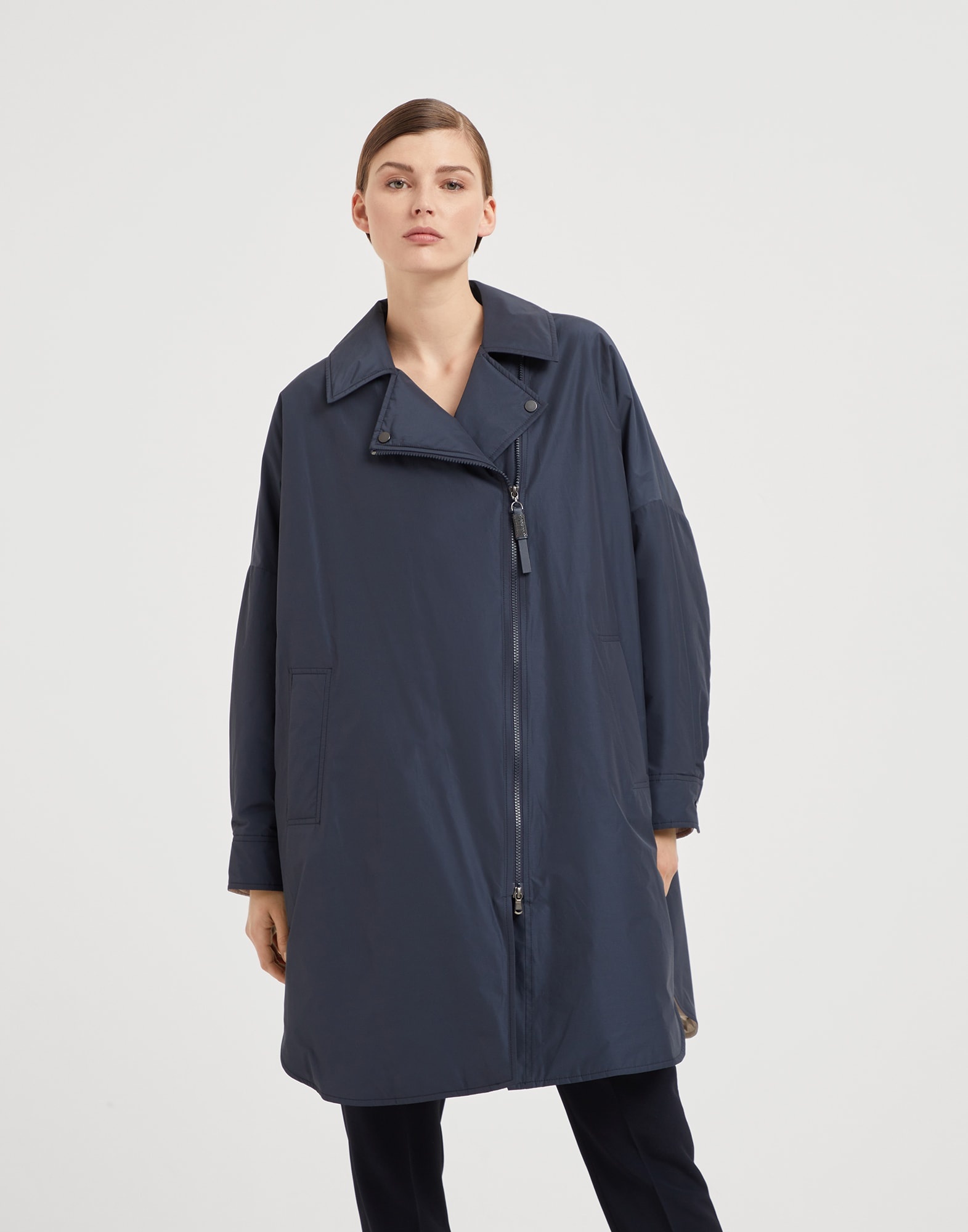 Water-resistant taffeta outerwear jacket with Thermore® padding and shiny zipper pull - 1